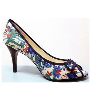 🌺Apt. 9 // Vintage Floral Peep-Toe Heels